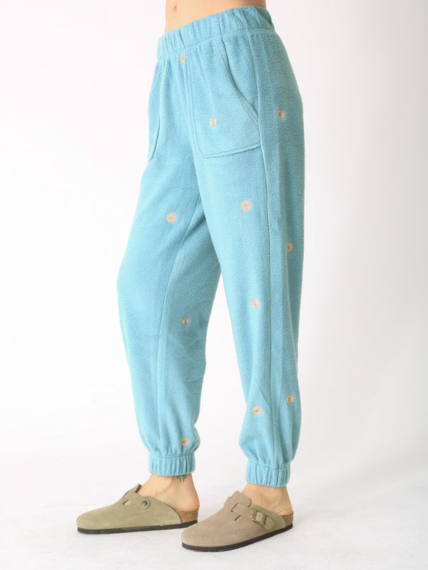 Hayden Sherpa Sweatpant - Frost Daisy Embroidery